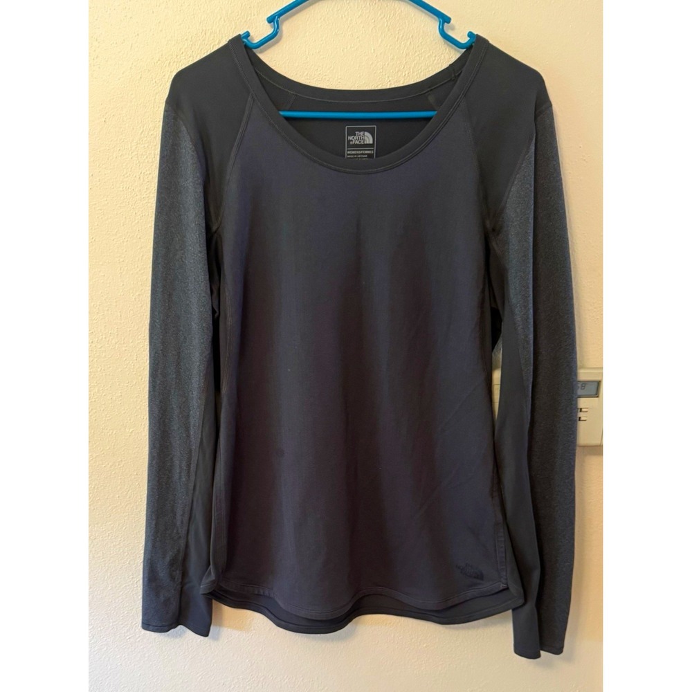 The North Face FlashDry Women's L Gray Scoop Neck Raglan Long Sleeve Tee